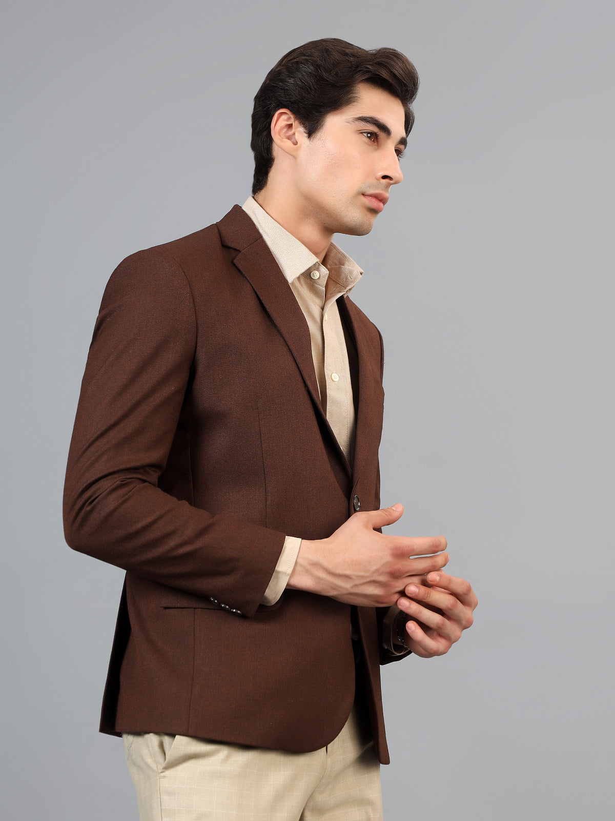 Men's Brown Slim Fit Solid Single Breasted Formal Blazer