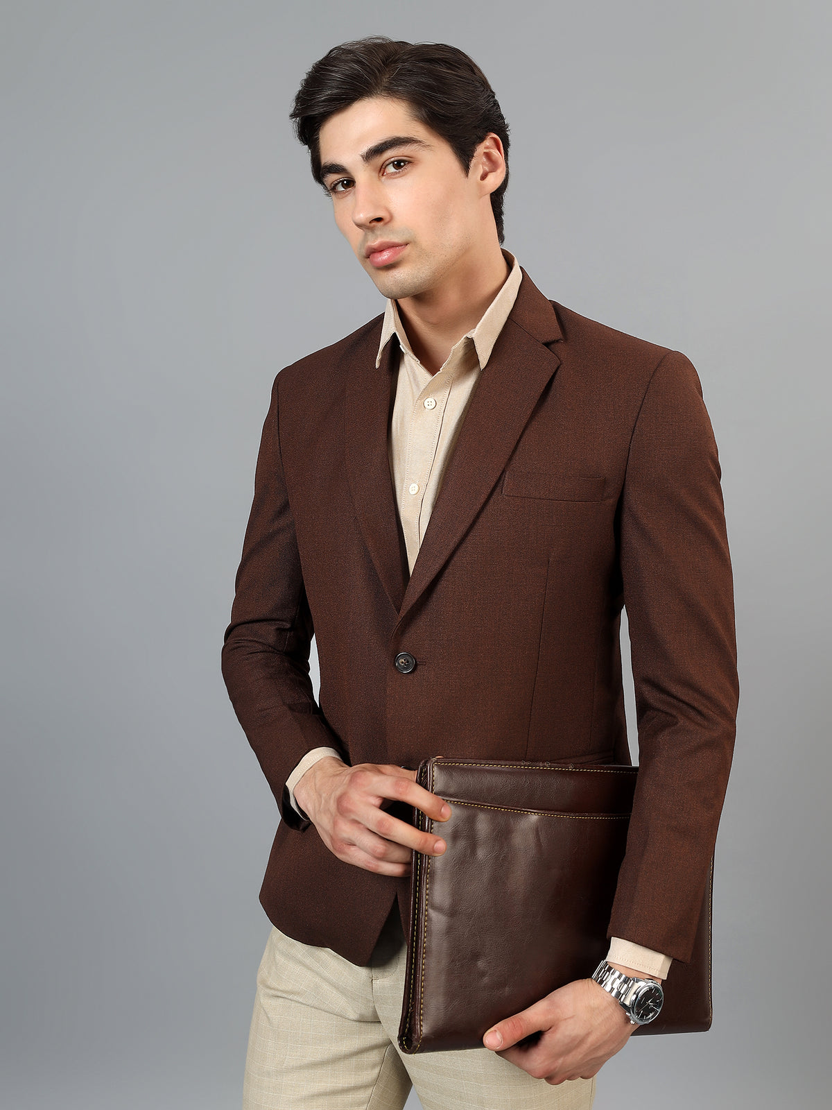 Men's Brown Slim Fit Solid Single Breasted Formal Blazer