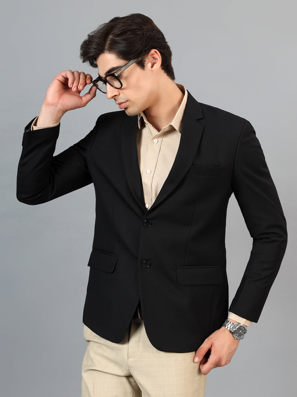 Men's Black Slim Fit Solid Single Breasted Formal Blazer
